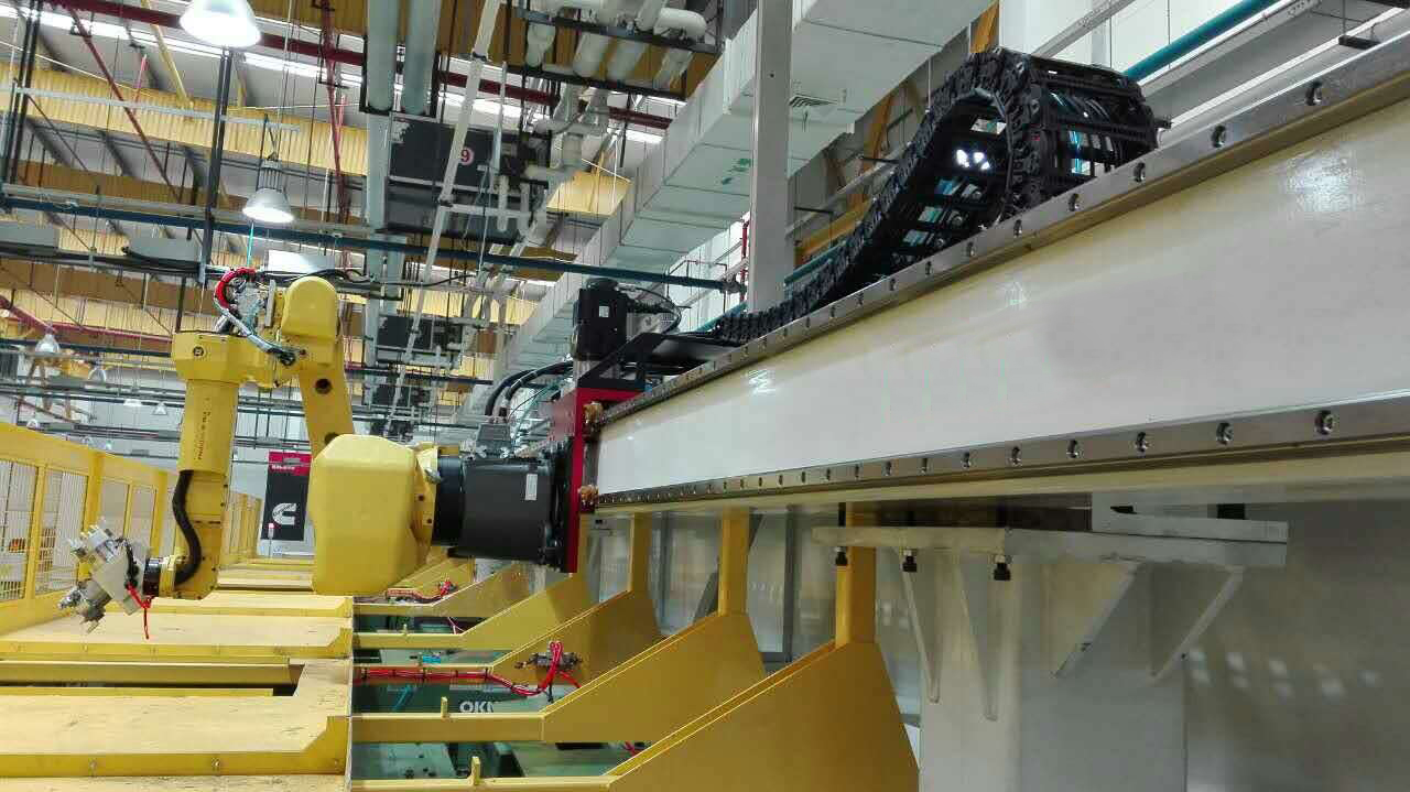 赛摩桁架机械手